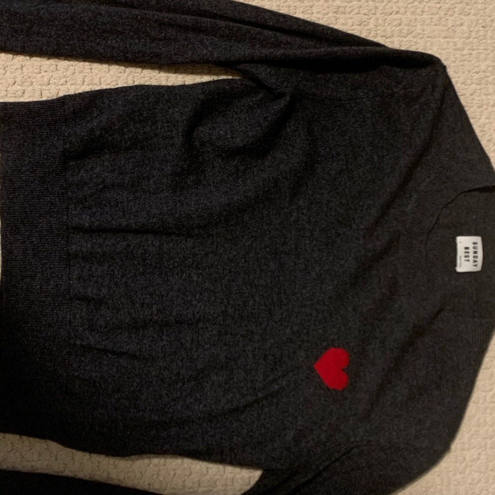 Aritzia Sunday best crop sweater size small